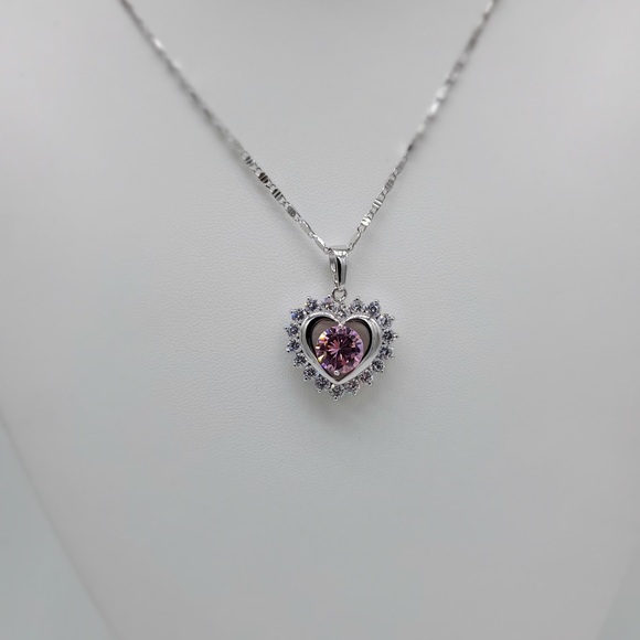 24K White Gold Heart Pendant with Necklace GF NEW - Picture 4 of 4
